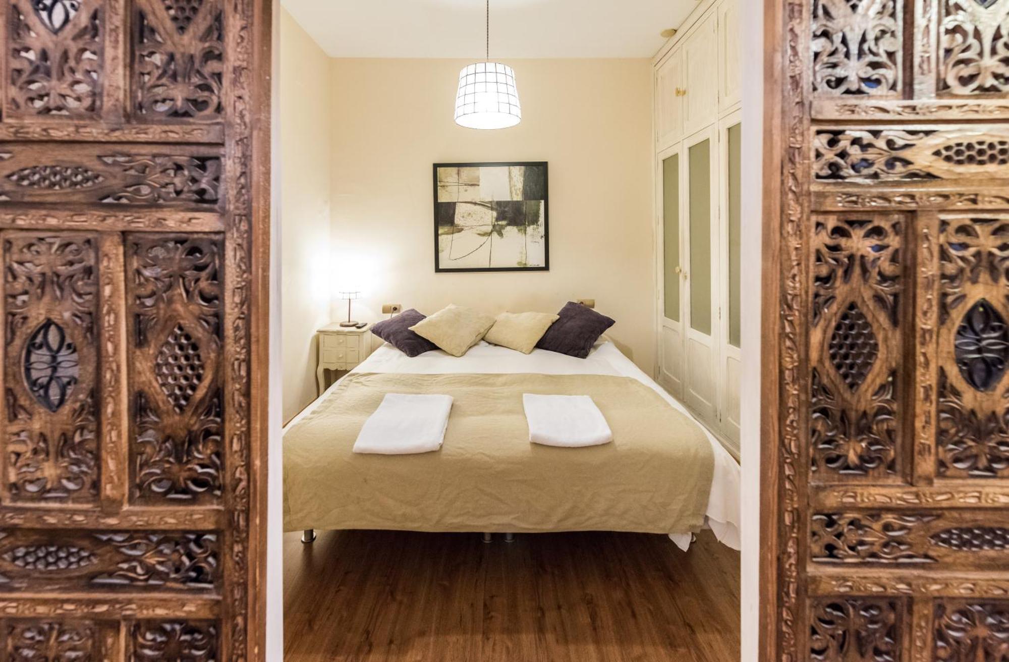Downtown Jacuzzi Apartment Madrid Ngoại thất bức ảnh