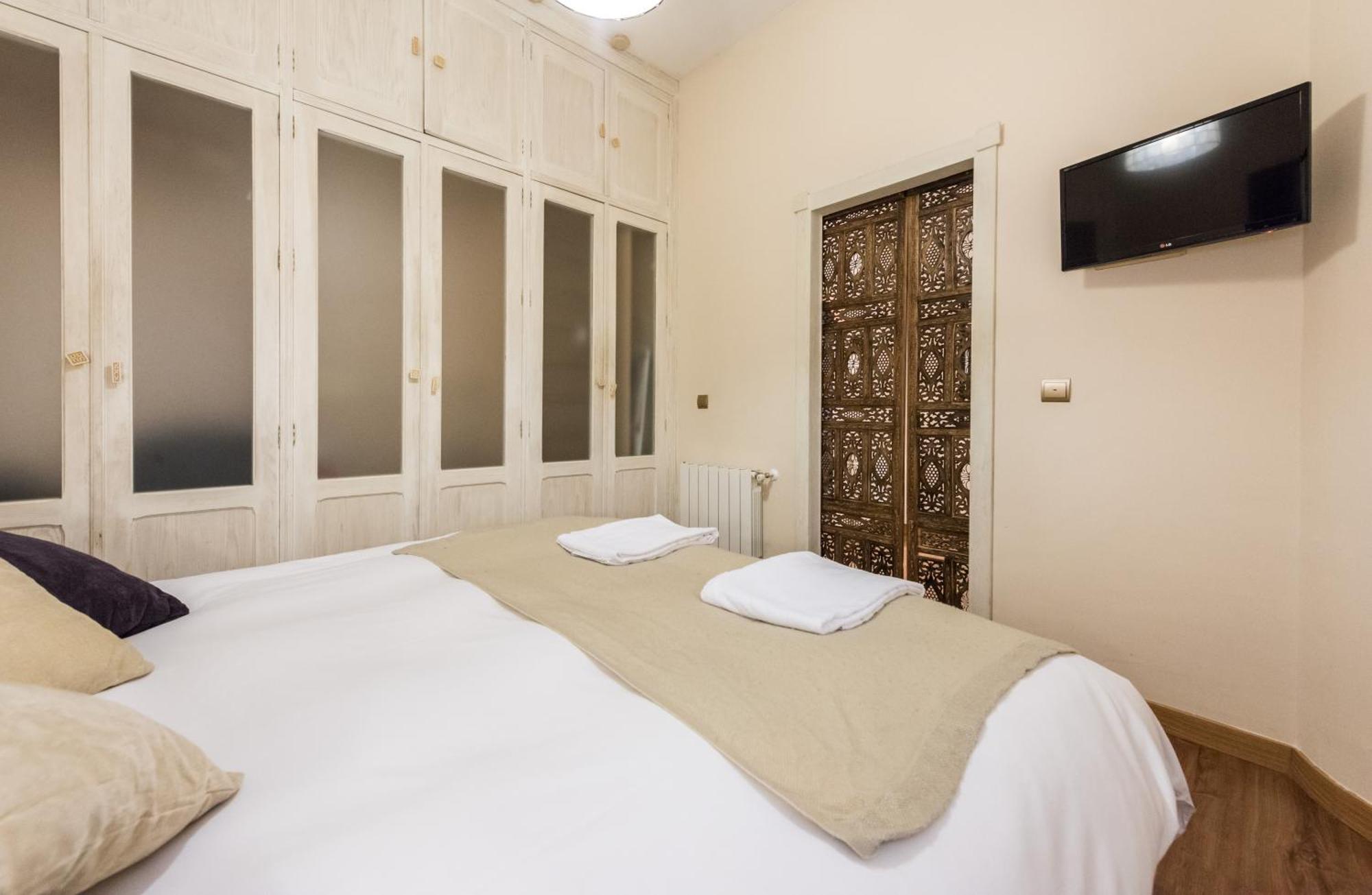 Downtown Jacuzzi Apartment Madrid Ngoại thất bức ảnh