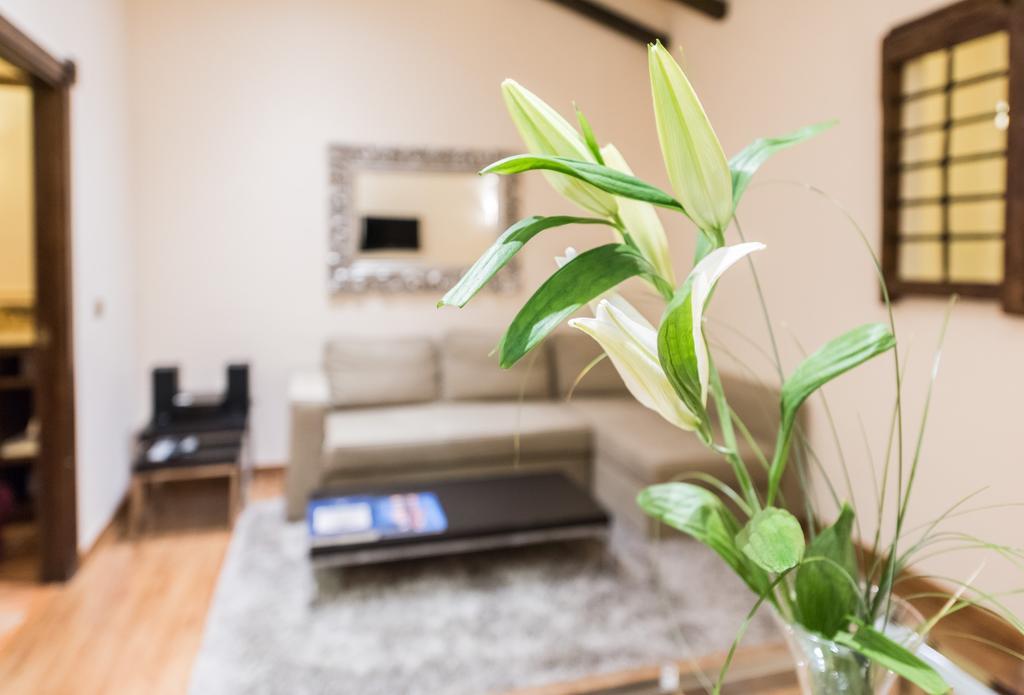 Downtown Jacuzzi Apartment Madrid Ngoại thất bức ảnh