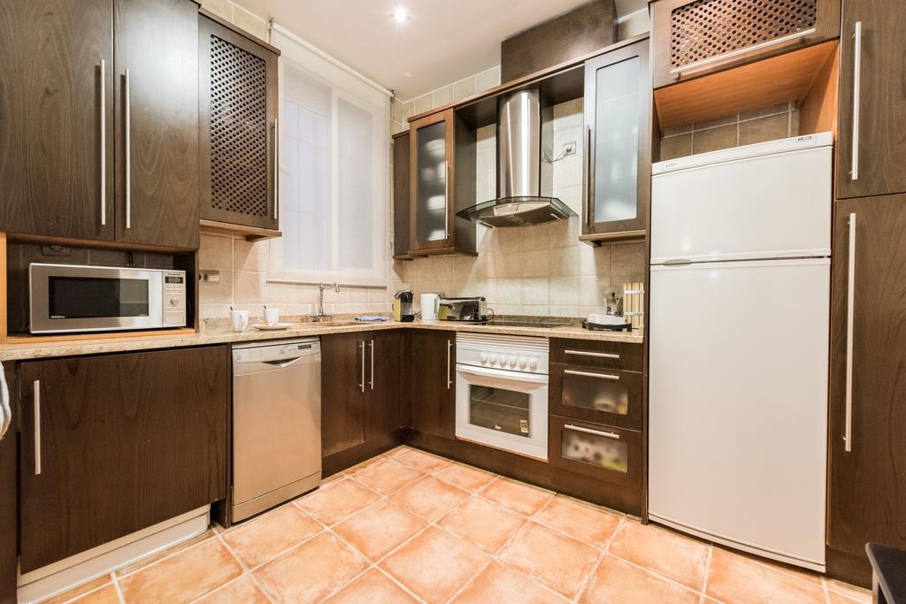 Downtown Jacuzzi Apartment Madrid Ngoại thất bức ảnh