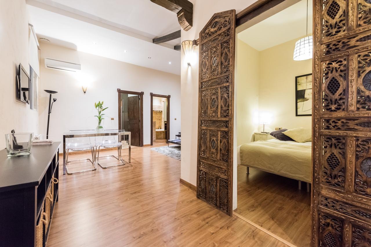 Downtown Jacuzzi Apartment Madrid Ngoại thất bức ảnh